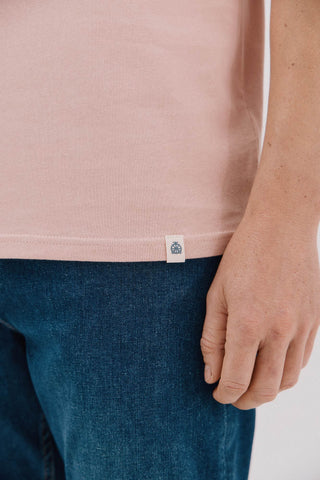 Camiseta Básica Cuello Redondo de Algodón