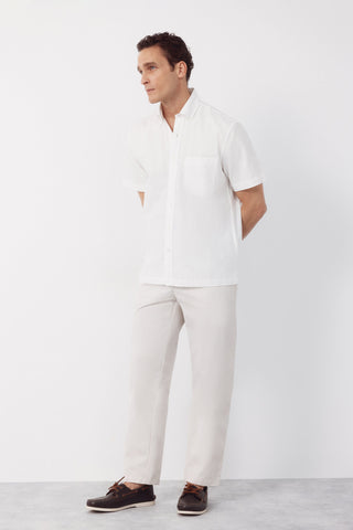 Camisa manga corta tejido de lino.