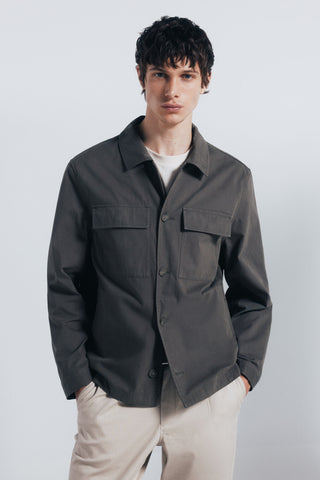 Camisa Oversize con Bolsillos Delanteros