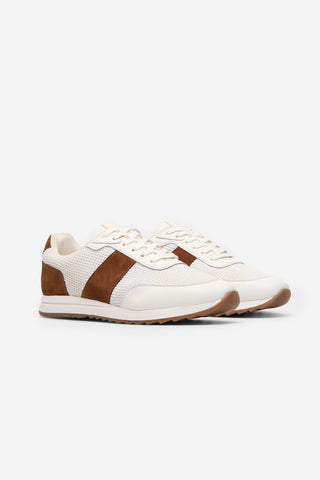 Tenis de Piel con Detalle de Raya