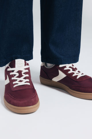 Tenis Estilo Retro con Efecto Piel