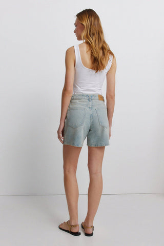 Bermuda Denim Talle Medio con Bolsillos