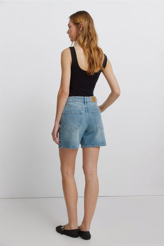 Bermuda Denim Talle Medio con Bolsillos