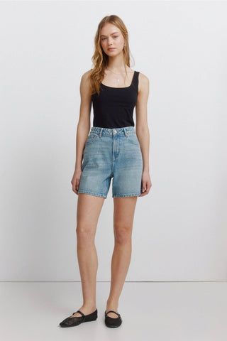 Bermuda Denim Talle Medio con Bolsillos