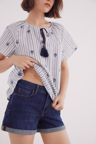 Short Denim Talle Medio con Dobladillo