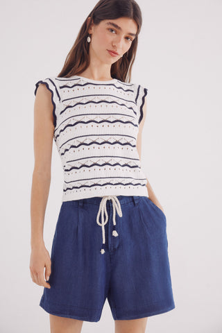 Short Talle Alto con Cinturón Trenzado
