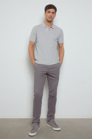Polo Básica con Logo Bordado