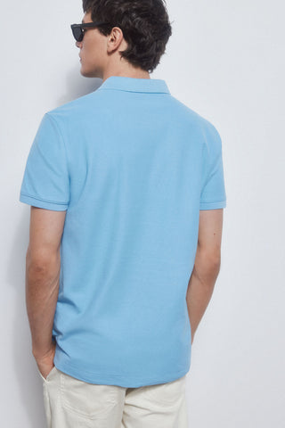 Polo Básica con Logo Bordado