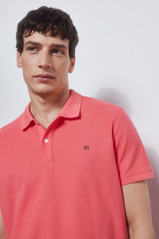Polo Básica con Logo Bordado