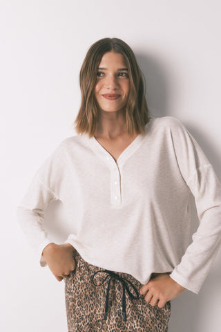 Camiseta Manga Larga con Detalle Botones