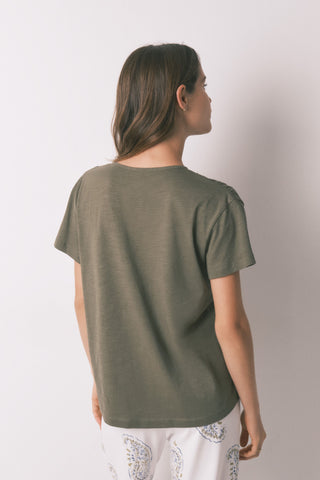 Camiseta Manga Corta con Detalle Fruncido