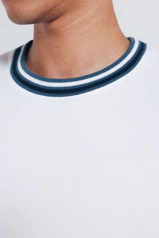 Camiseta Manga Corta con Detalle Cuello