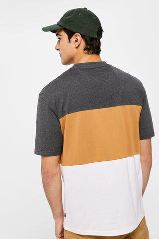 Camiseta Manga Cora Color Block.