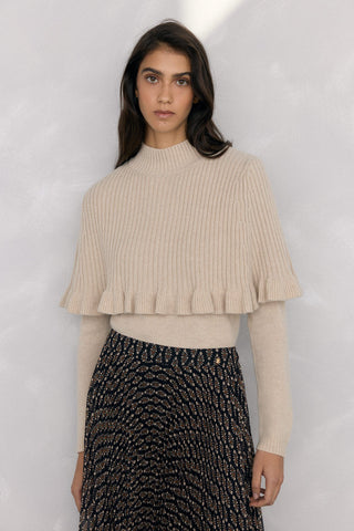 Sudadera Tipo Capa con Detalle de Volantes