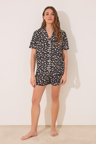 Set de Pijama 2 Piezas con Estampado Floral.