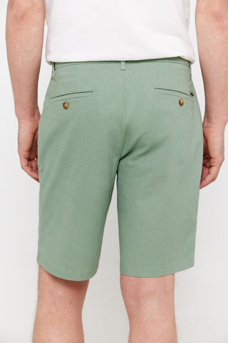 Short Regular Fit con Bolsillos