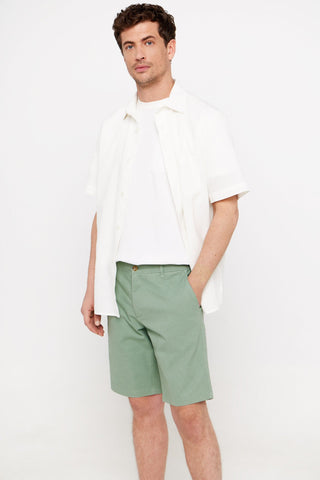 Short Regular Fit con Bolsillos
