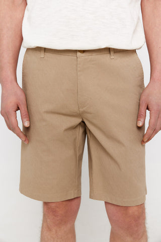 Short Regular Fit con Bolsillos