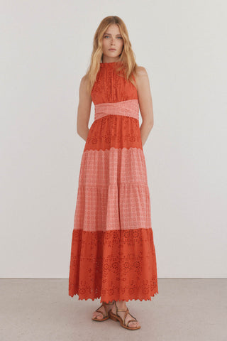 Vestido Midi Cuello Alto con Cinturón