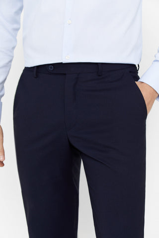 Pantalón Slim Fit con Bolsillos
