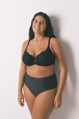 Braga Alta Clásica de Microfibra