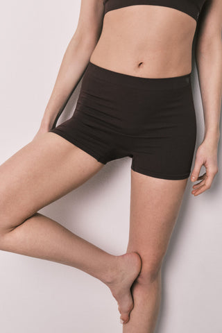 Nl Seam Short Garnet.