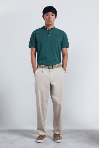 Polo Cuello Mao con Logo Bordado