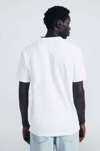 Polo Cuello Mao con Logo Bordado