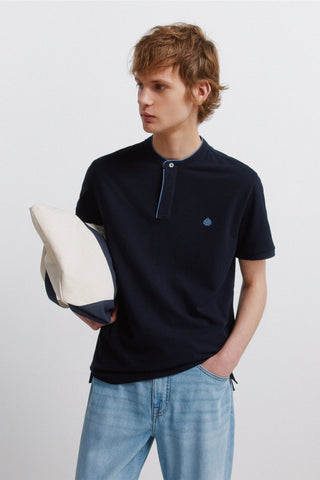 Regular Mao Collar Polo.