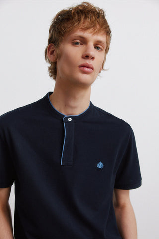 Regular Mao Collar Polo.