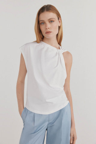 Camiseta sin Mangas con Detalle de Nudo