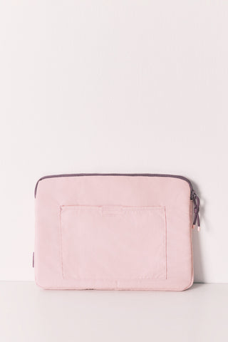 Mn Ds Stitch Laptop.
