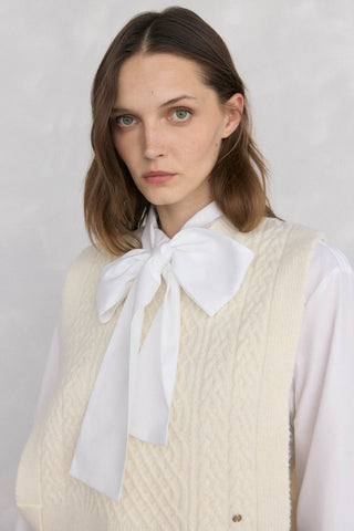 Chaleco de Punto con Detalle Lazadas