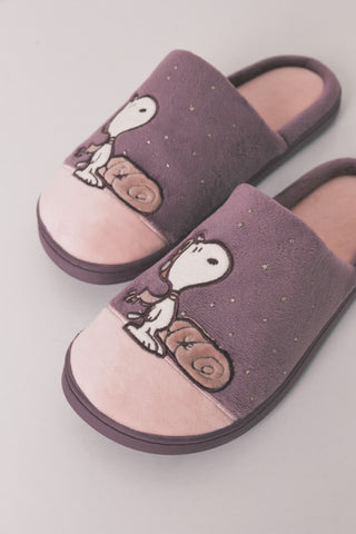 Mn Pe Snoopy Slprs.