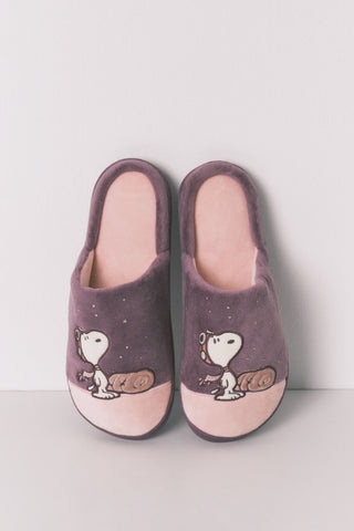 Mn Pe Snoopy Slprs.