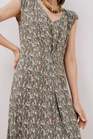 Vestido Midi Nudo Plisado con Estampado