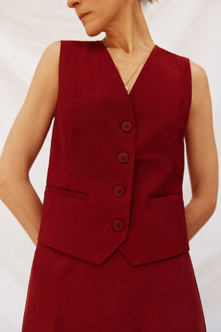 Chaleco Corto con Escote Pico.