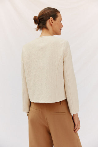 Chaqueta Cuello Redondo con Detalle Botones