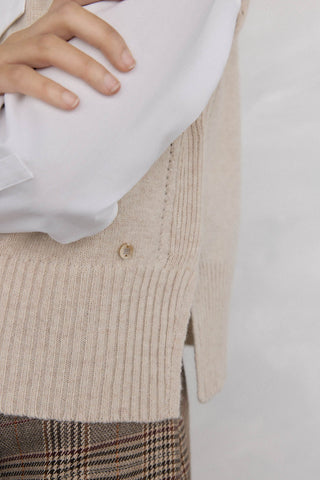 Chaleco de Punto con Tejido Clado