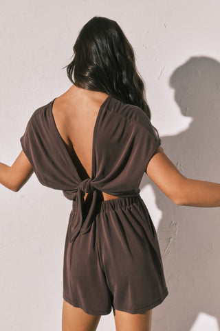 Enterizo con Detalle Lazo Espalda Colección Matcha