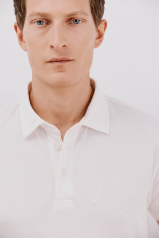 Polo Manga Corta con Detalle Bordado