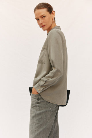 Camisa Denim Manga Larga con Bolsillo