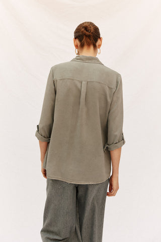 Camisa Denim Manga Larga con Bolsillo