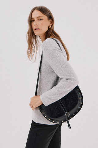 Camiseta Básica Manga Larga Cuello V