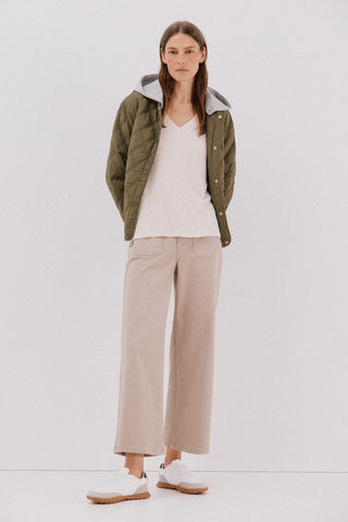 Camiseta Básica Manga Larga Cuello V