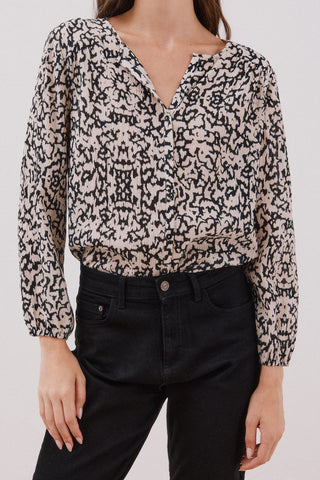 Blusa Cuello Redondo con Detalle Fruncido