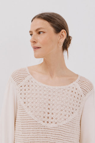 Blusa Manga Larga con Crochet.