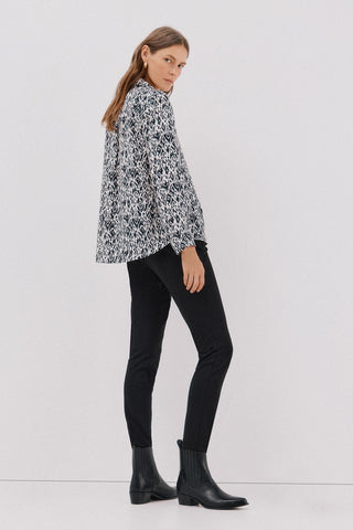 Camisa Manga Larga con Detalle Pliegue