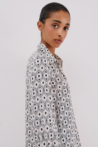 Camisa Manga Larga con Tejido Satinado