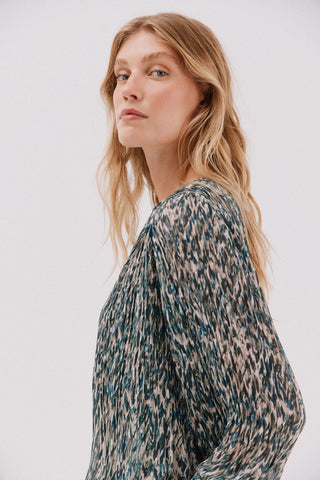 Blusa Manga Larga con Tejido Plisado